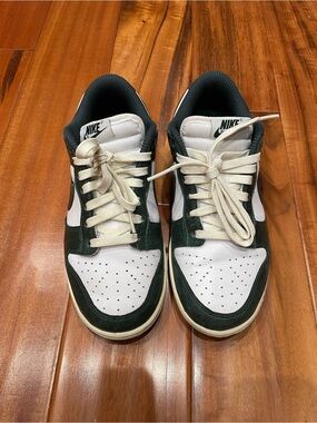 Nike Dunk Low - M6.5US/W8US